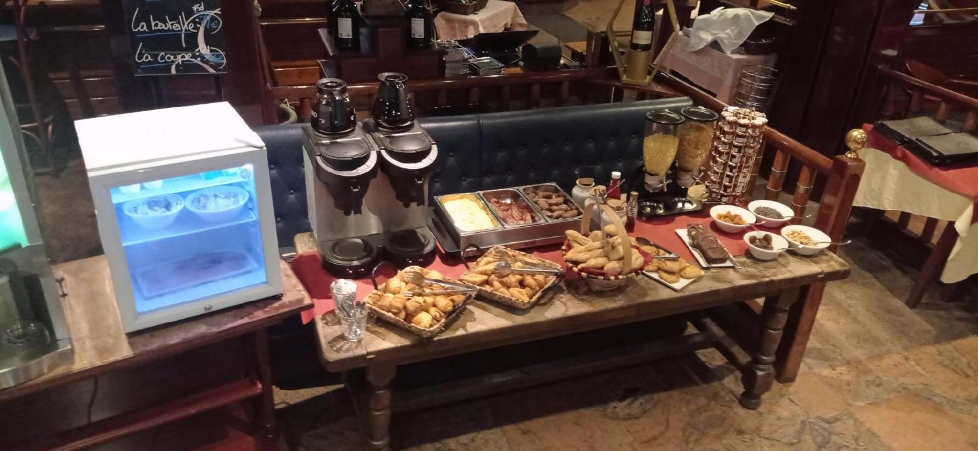 מלון קאנקל Le Querrien מראה חיצוני תמונה